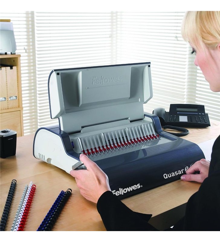 Fellowes Quasar-E 500 56209 – Relieuse Electrique Peigne A4 – 25 Feuilles/Passe – 500 Feuilles
